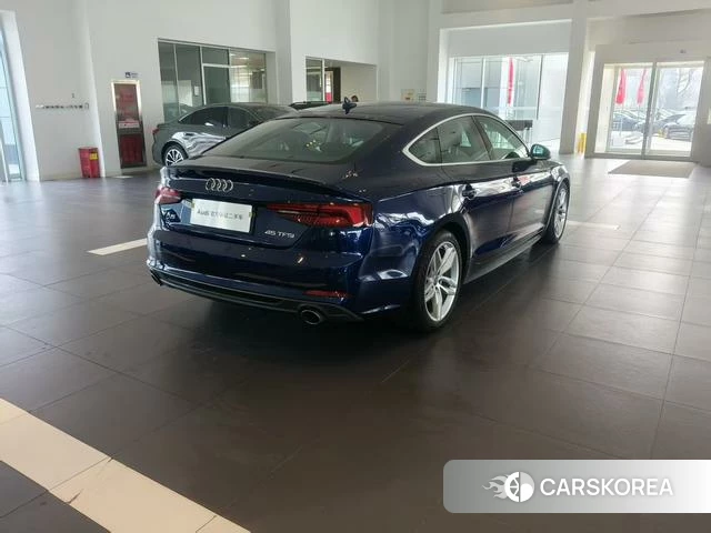 Audi A5 id 4208544 из Китая 8