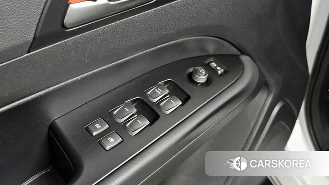 Ssangyong Rexton Sports Cannes id 3828432 из Кореи 8