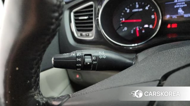 Kia The New Carnival id 4196555 из Кореи 8