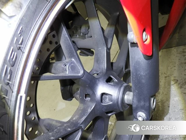 Проданный Honda CBR400R id 3999920 из Японии, фото 8