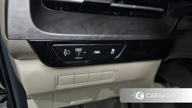 Kia Carnival 4th generation id 3028322 из Кореи 8