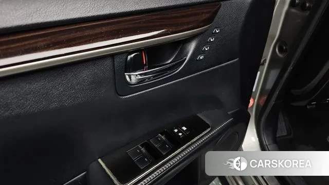 Lexus New ES300h id 3631863 из Кореи 8