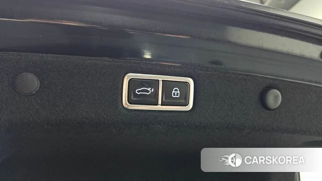 Hyundai Grandeur Hybrid (GN7) id 4617868 из Кореи 8