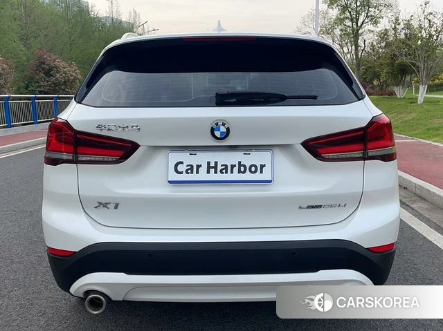 BMW X1 id 4209780 из Китая 8