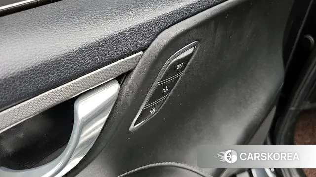 Hyundai The New Grandeur IG Hybrid id 3361902 из Кореи 8