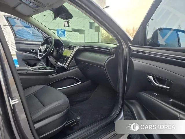 Hyundai Tucson (NX4) id 3757428 из Кореи 8