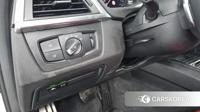 BMW 3 Series (F30) id 3464871 из Кореи 8