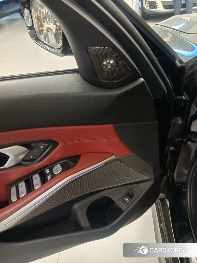 BMW 3 series id 4256638 из Китая 8