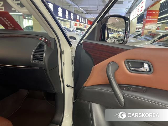 Nissan Toure id 4209077 из Китая 8