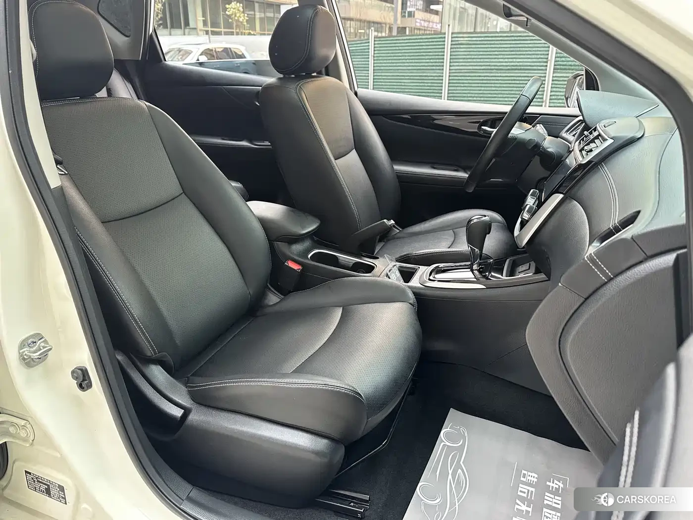 Nissan Tiida id 4570704 из Китая 8