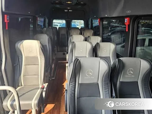 Mercedes-Benz Sprinter id 3686338 из Кореи 8