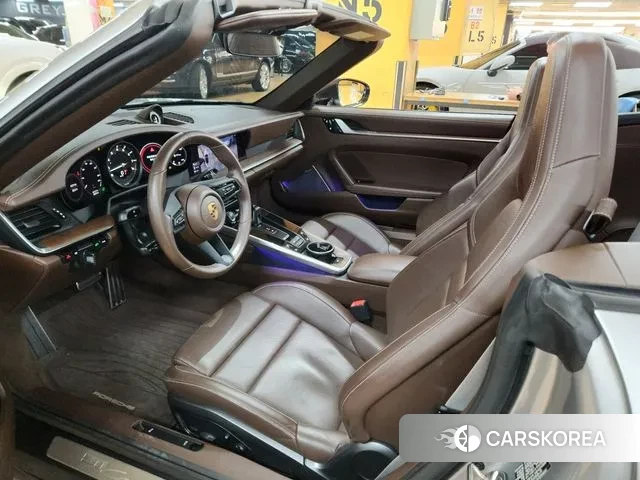 Porsche 911(992) id 3225025 из Кореи 8