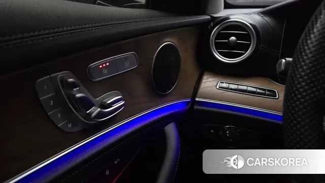 Mercedes-Benz E-Class W213 id 3009350 из Кореи 8