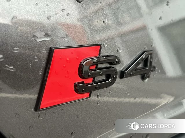 Audi S4 id 4359610 из Китая 8