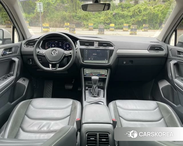 Volkswagen Tiguan L PHEV id 4353773 из Китая 8