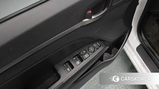 Hyundai Avante AD id 3009314 из Кореи 8