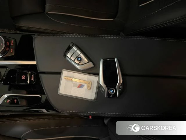 BMW 5 Series (G30) id 3903211 из Кореи 8