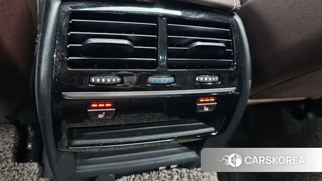 BMW 5 Series (G30) id 3283346 из Кореи 8