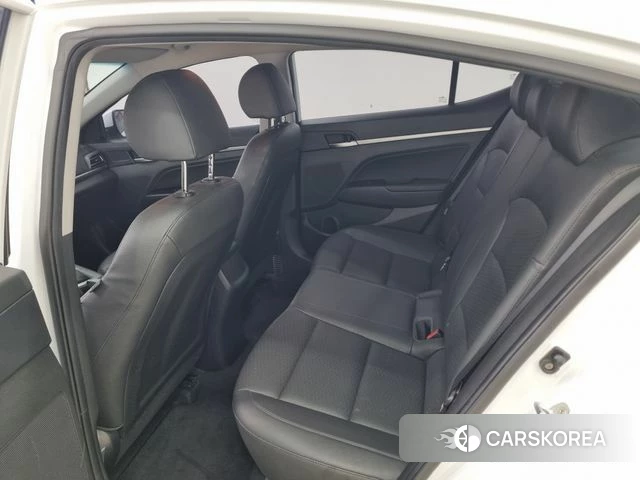 Hyundai The New Avante AD id 4232423 из Кореи 8