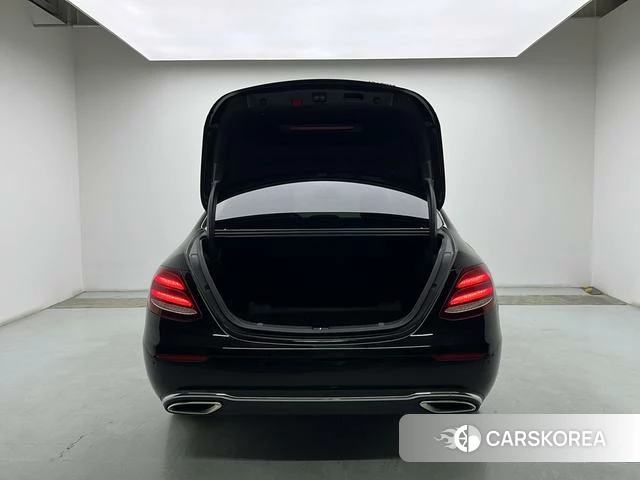 Mercedes-Benz E-class id 4253161 из Китая 8