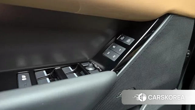 Land Rover Range Rover Velar id 3605628 из Кореи 8