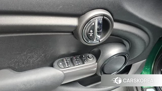 Mini Cooper id 3691703 из Кореи 8