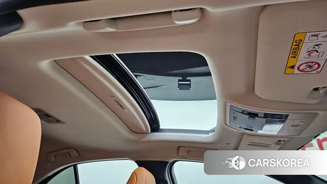 Lexus UX250h id 3534700 из Кореи 8