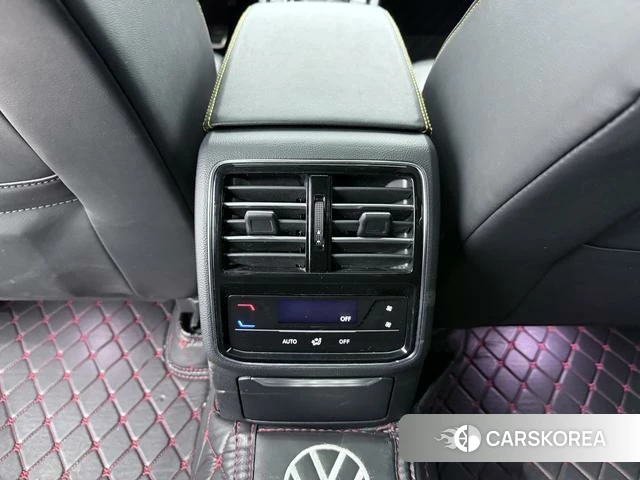 Volkswagen CC id 4307194 из Китая 8