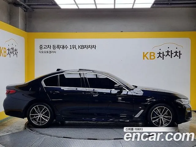 BMW 5 Series (G30) id 2685066 из Кореи 8