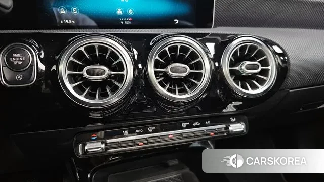 Mercedes-Benz A-Class W177 id 3269401 из Кореи 8