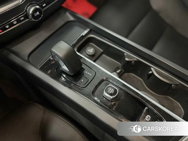 Volvo XC60 id 4221296 из Китая 8