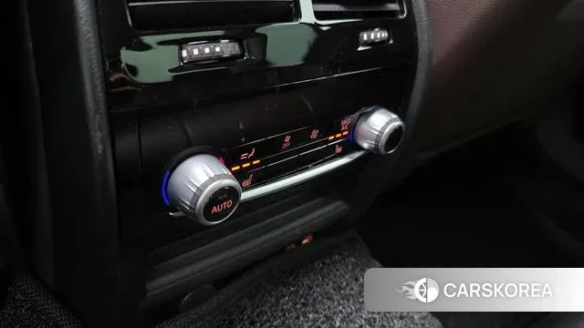 BMW 5 Series (G30) id 3577796 из Кореи 8