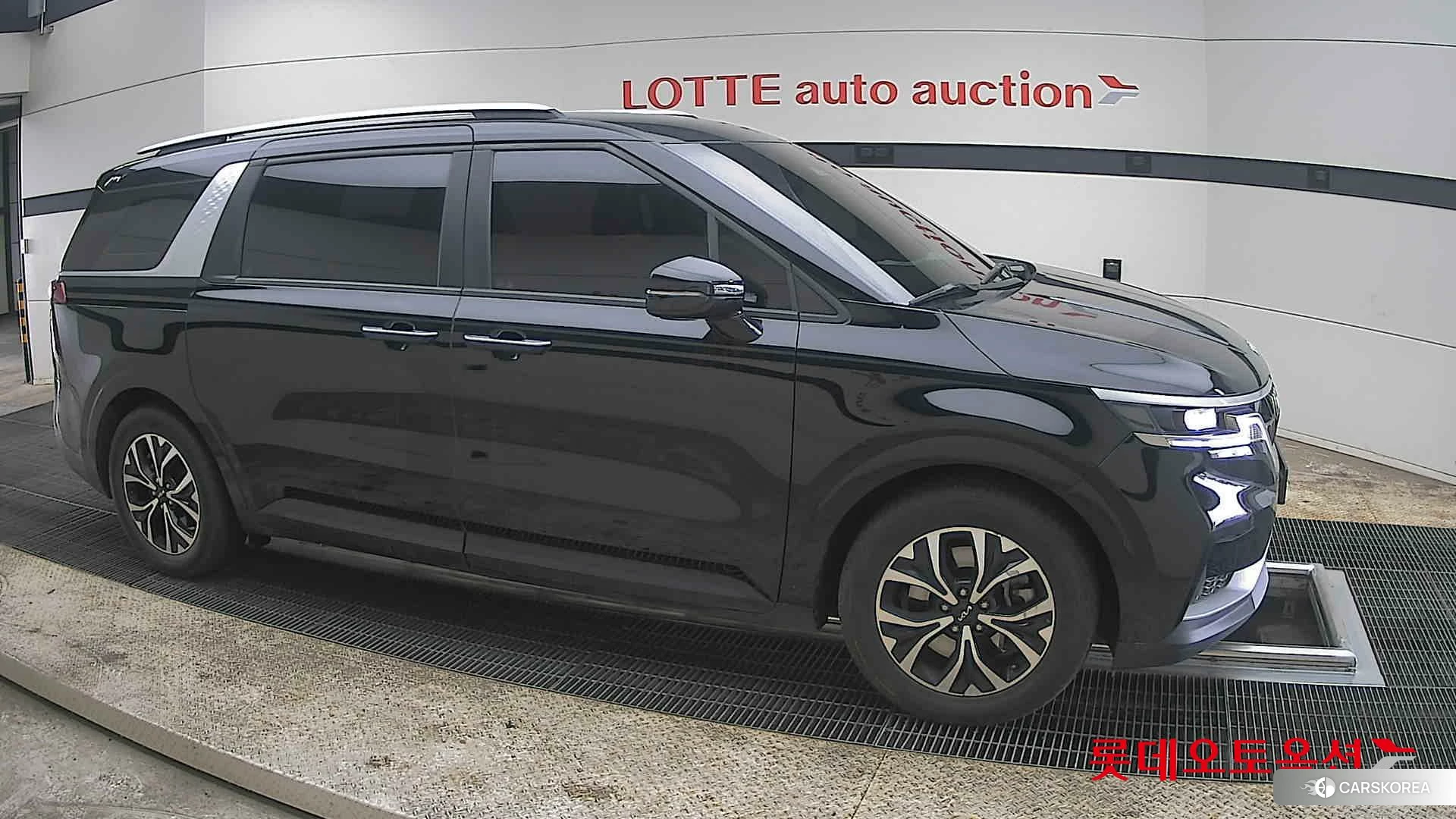 Kia Carnival id 3875751 из Кореи 8