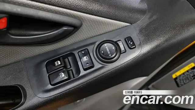 Hyundai The New Grand Starex id 2514012 из Кореи 8