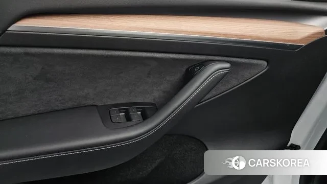 Tesla Model Y id 3223553 из Кореи 8