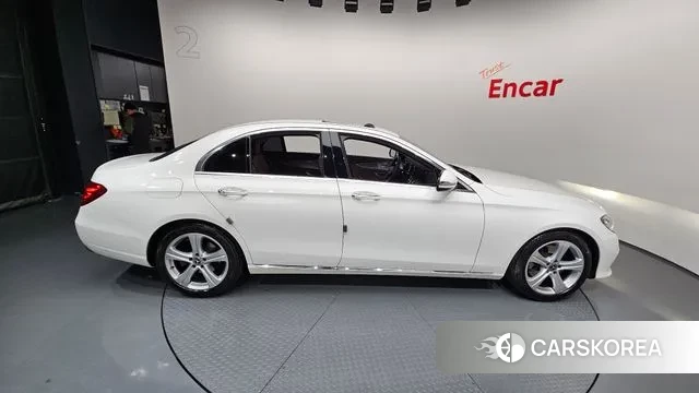 Mercedes-Benz E-Class W213 id 3563336 из Кореи 8