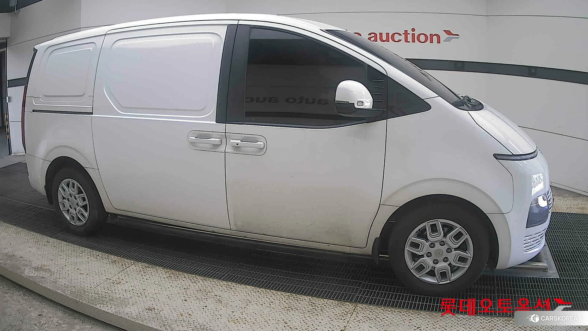 Hyundai Staria id 4669113 из Кореи 8