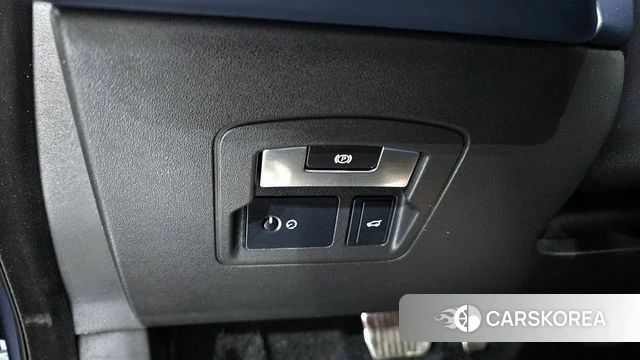 Land Rover Range Rover Velar id 3814501 из Кореи 8