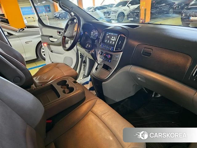 Hyundai The New Grand Starex id 4362695 из Кореи 8