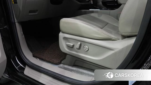 Kia The New Carnival id 4311046 из Кореи 8