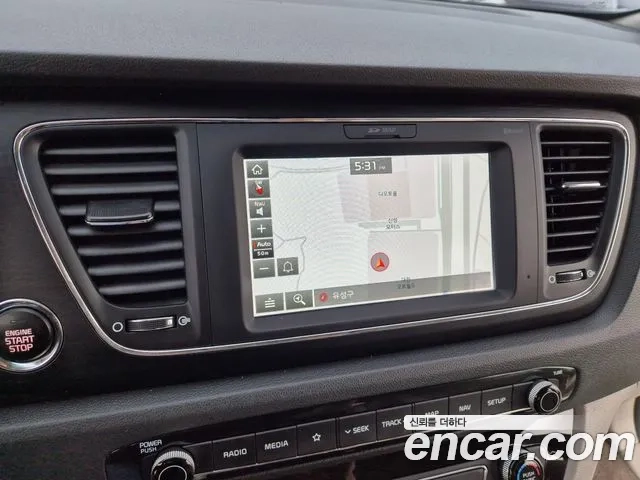 Kia The New Carnival id 2924750 из Кореи 8