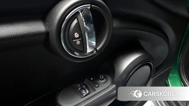 Mini Cooper id 2940875 из Кореи 8