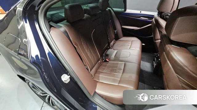 BMW 5 Series (G30) id 4494233 из Кореи 8