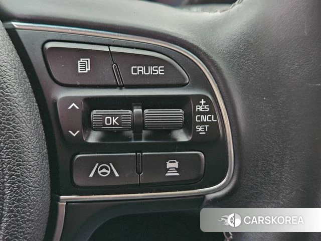 Kia Niro Plus id 4697180 из Кореи 8