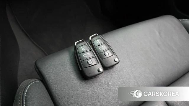 Audi Q3 (F3) id 4645999 из Кореи 8