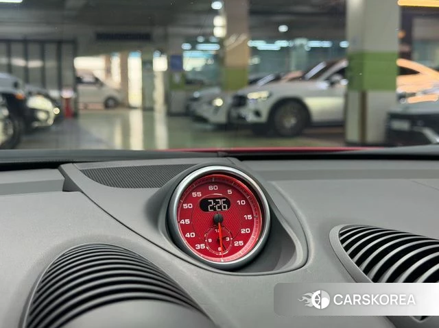 Porsche 718 Boxster id 3893733 из Кореи 8