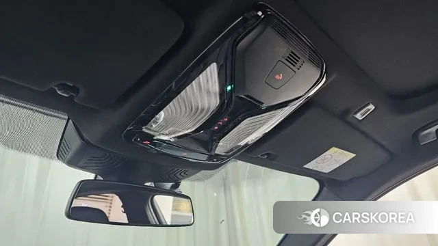 BMW 5 Series (G30) id 2890848 из Кореи 8