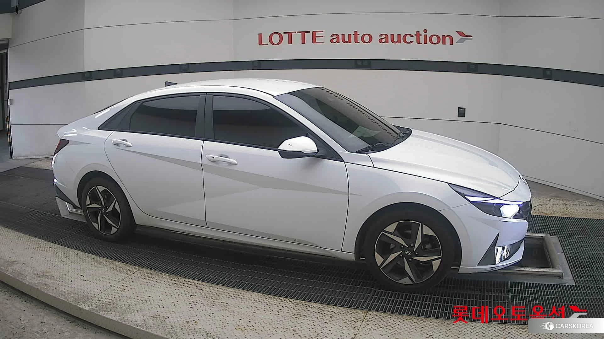 Hyundai Avante Hybrid id 4909169 из Кореи 8