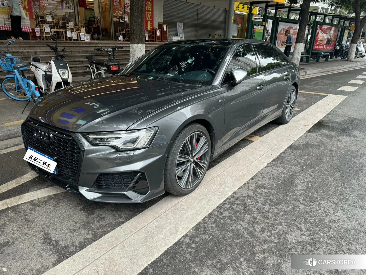 Audi A6L id 4452801 из Китая 8