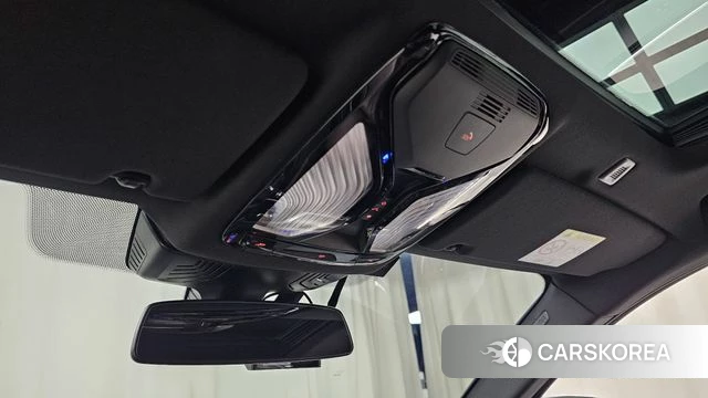 BMW 5 Series (G30) id 3897465 из Кореи 8